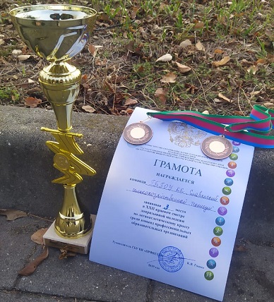 2010-1.jpg 2010-1.jpg
